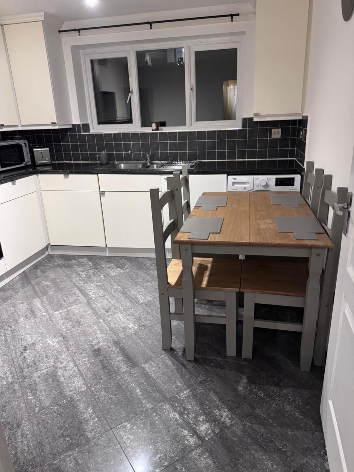 Hogwarts Apartment Abbots Langley 외부 사진